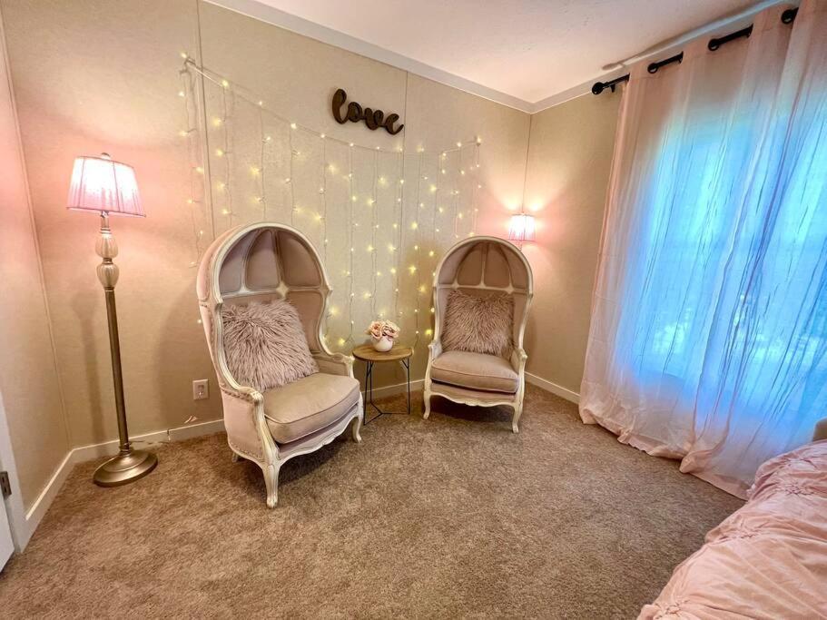 Vila Pink Flamingo House Cocoa Exteriér fotografie